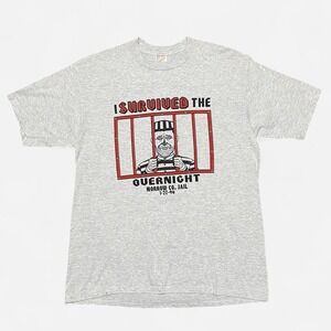 Vintage I survived the overnight jail funny graphic T-shirt